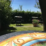 800生态住宿加早餐旅馆 住宿加早餐酒店 弗洛里